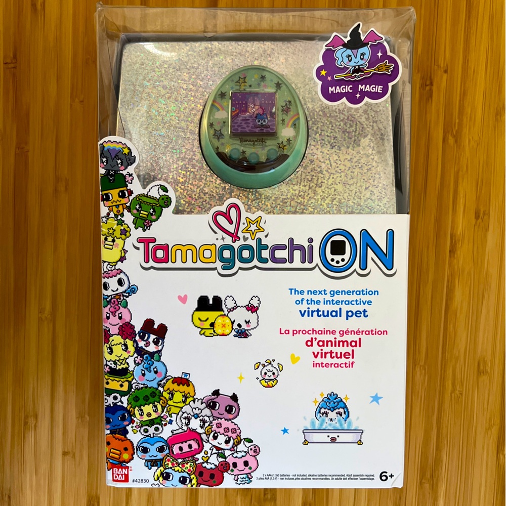 Tamagotchi ON Meets Magic Green, Magic Magie English version w/ box (open box)